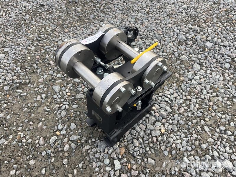  Haener HSA-MS03-M-4.6-40-A Hydraulic Tilting Q/C ( مكونات أخرى