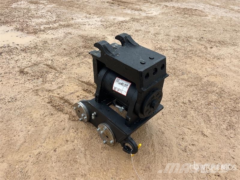  Haener HSA-MS03-M-6.8-50-A swing drive (Unused) Other components