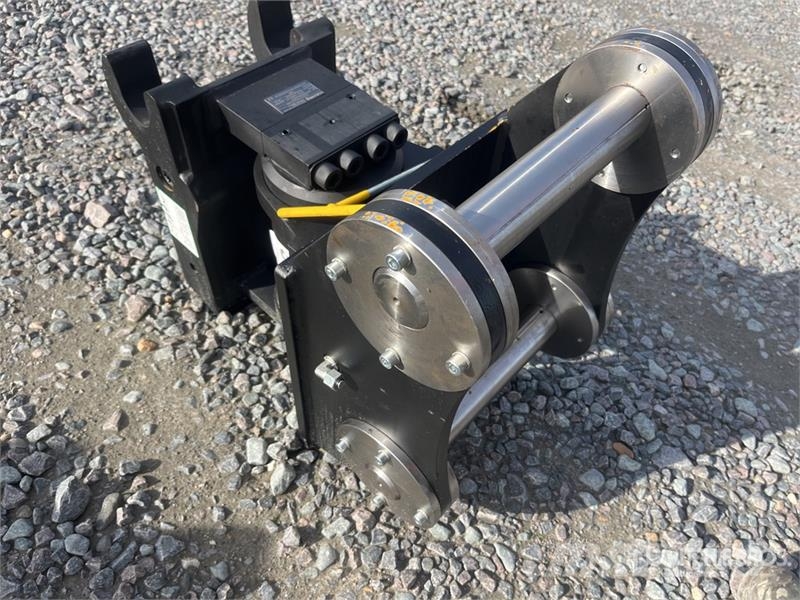  Haener HSA-MS08-M-6.8-60-A Swing Drive (Unused) مكونات أخرى