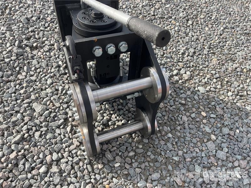  Haener HSA-MS08-M-6.8-50-A Swing Drive (Unused) مكونات أخرى