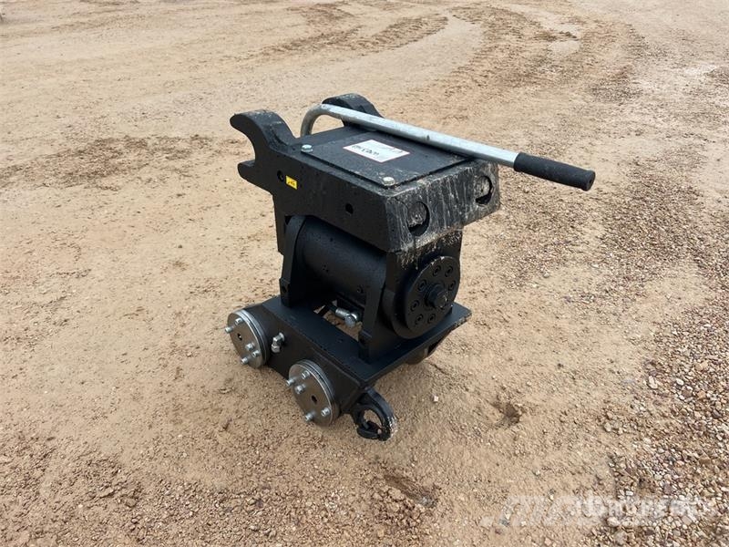  Haener HSA-MS08-M-6.8-50-A swing drive (Unused) Other components