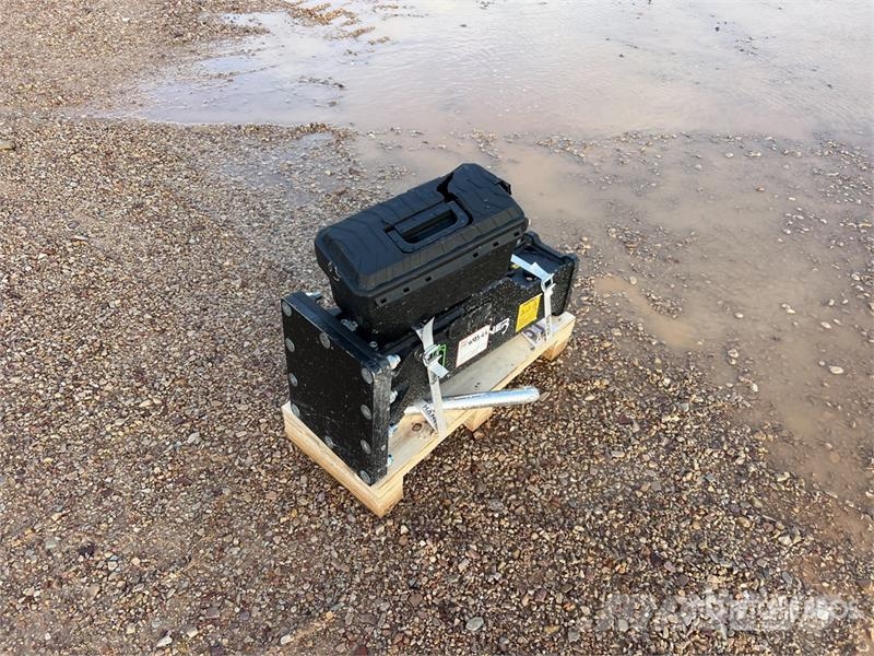  Haener HX300A Hydraulic Breaker (Unused) مطارق / كسارات
