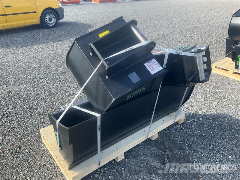  Haener Package Excavator Bucket (Unused) Ковши