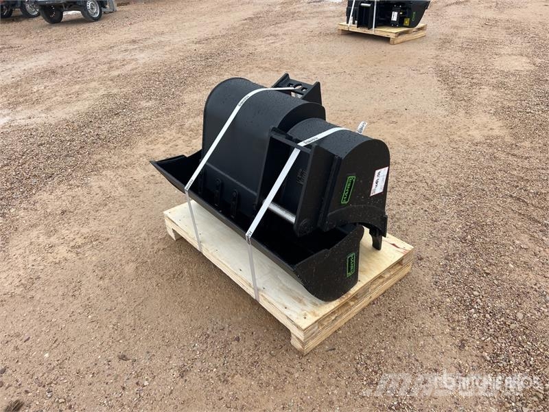 Haener Package of Excavator Bucket (Unused) Benne