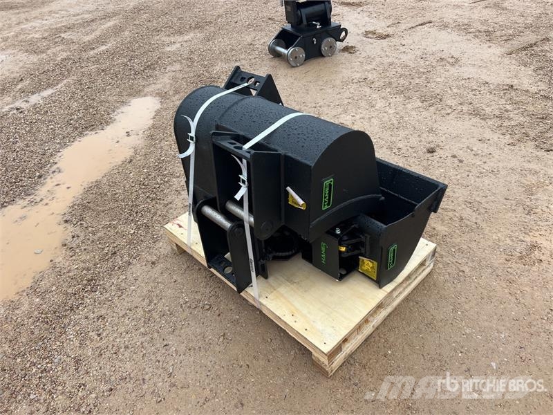 Haener Package of Excavator Bucket (Unused) Benne