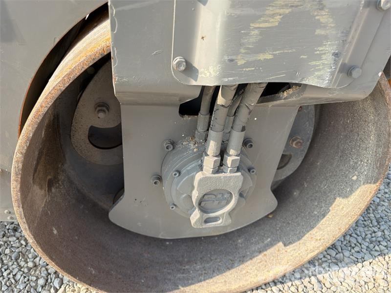 Hamm Double Drum Roller مداحل ثنائية الاسطوانة