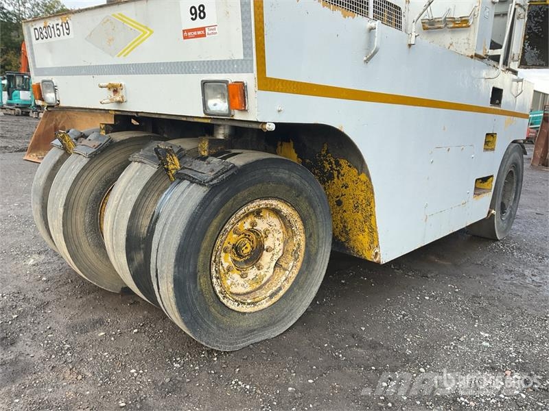 Hamm GRW10 8 Wheel Pneumatic Roller 胶轮压路机