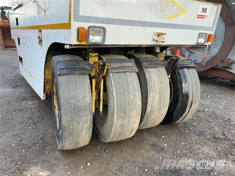 Hamm GRW10 8 Wheel Pneumatic Roller 胶轮压路机