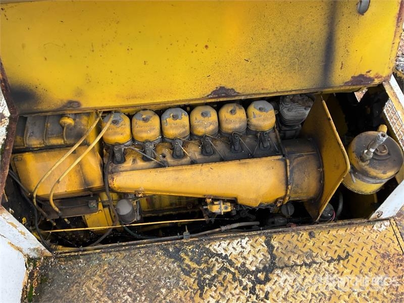 Hamm GRW10 8 Wheel Pneumatic Roller 胶轮压路机