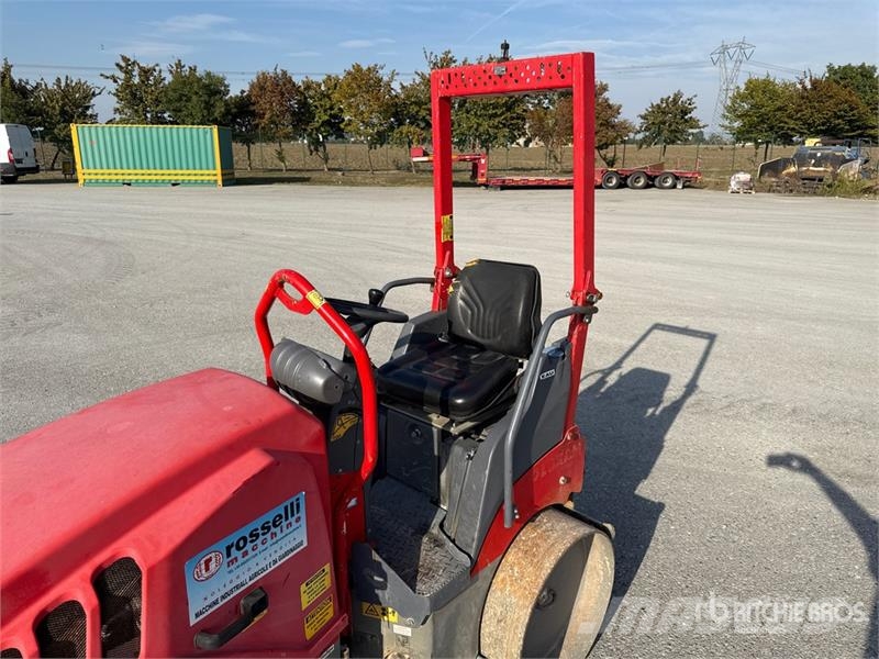 Hamm HD10C Smooth Drum Compactor Tahačové válce