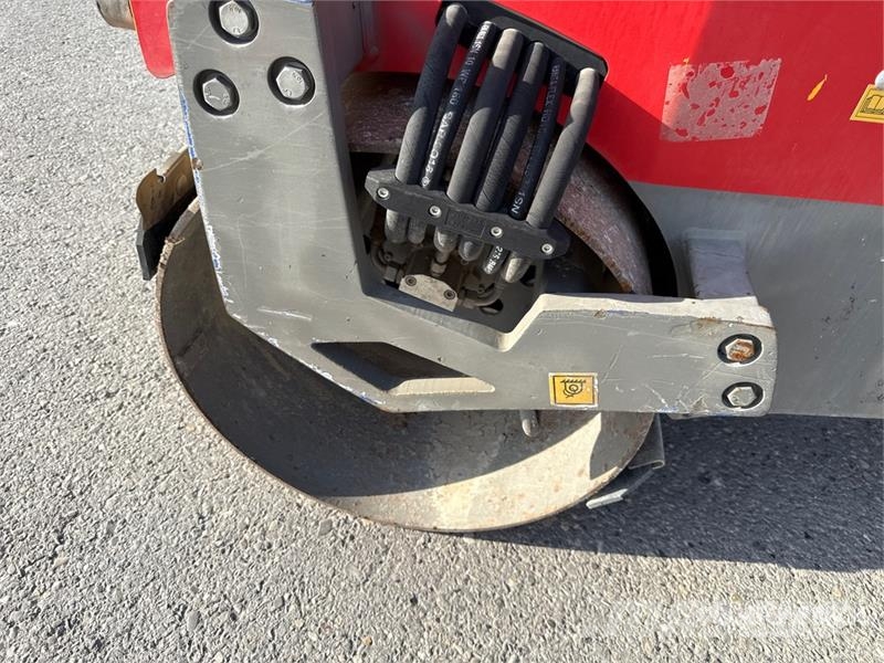 Hamm HD10C Smooth Drum Compactor Tahačové válce