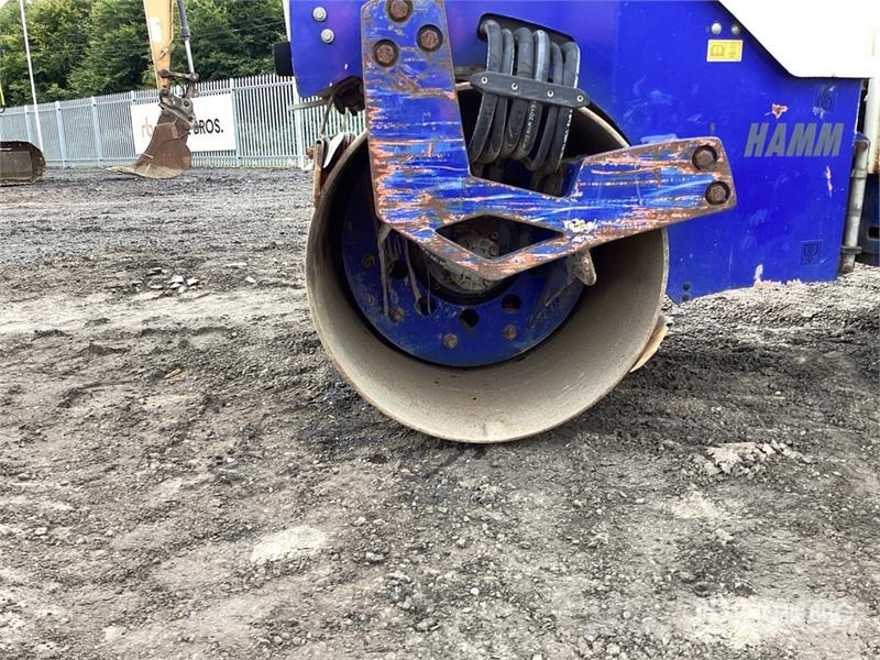 Hamm HD10CVV Double Drum Roller Twin drum rollers