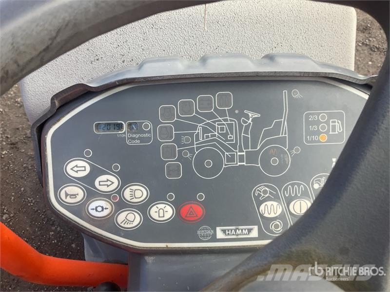 Hamm HD10CVV Double Drum Roller Dvojni valjarji
