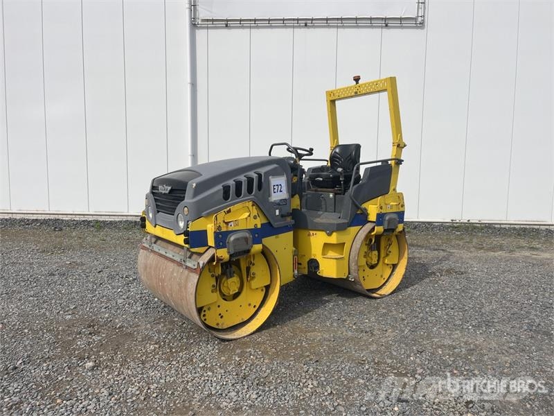 Hamm HD14VV Double Drum Roller Ikerdobos hengerek