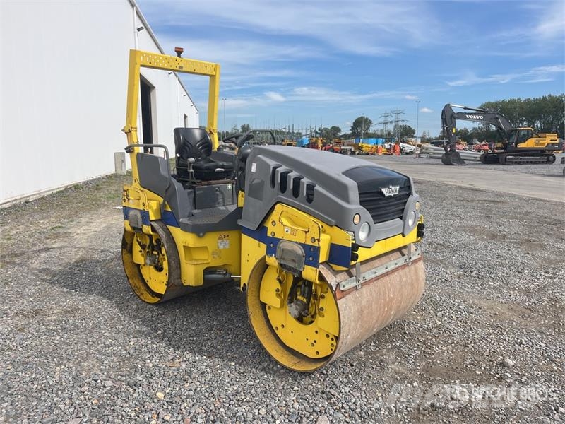 Hamm HD14VV Double Drum Roller Ikerdobos hengerek