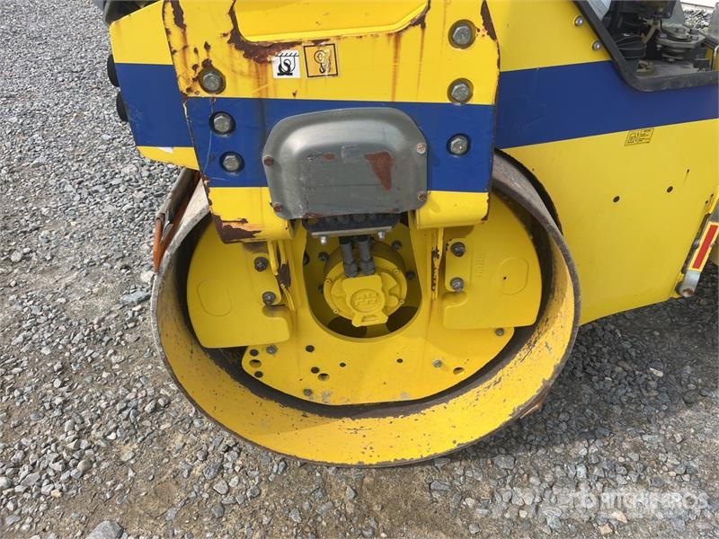 Hamm HD14VV Double Drum Roller Ikerdobos hengerek