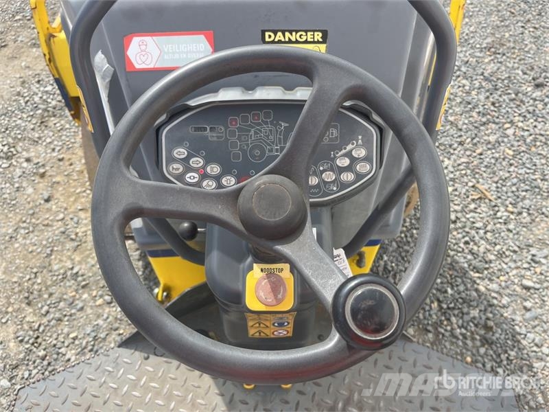 Hamm HD14VV Double Drum Roller Ikerdobos hengerek
