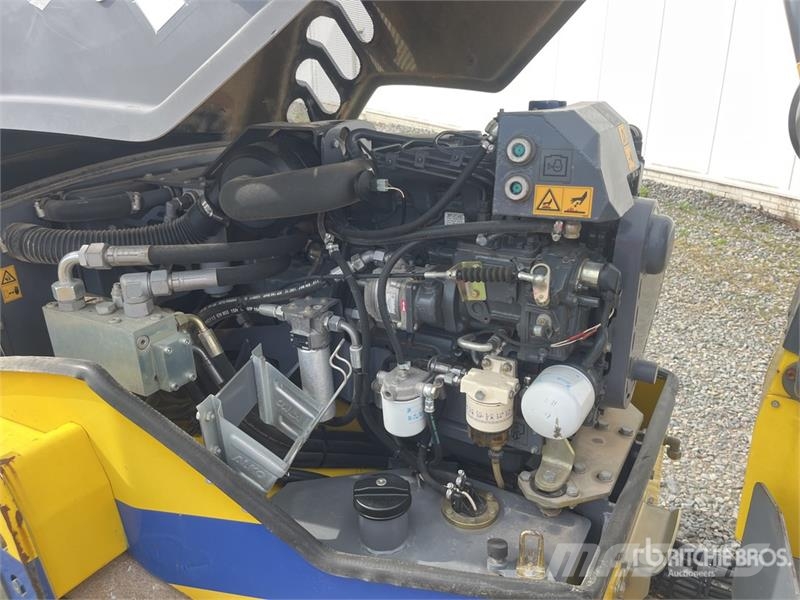 Hamm HD14VV Double Drum Roller Ikerdobos hengerek