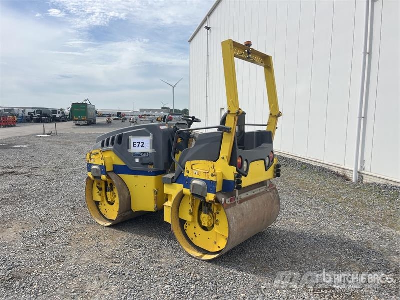 Hamm HD14VV Double Drum Roller Ikerdobos hengerek