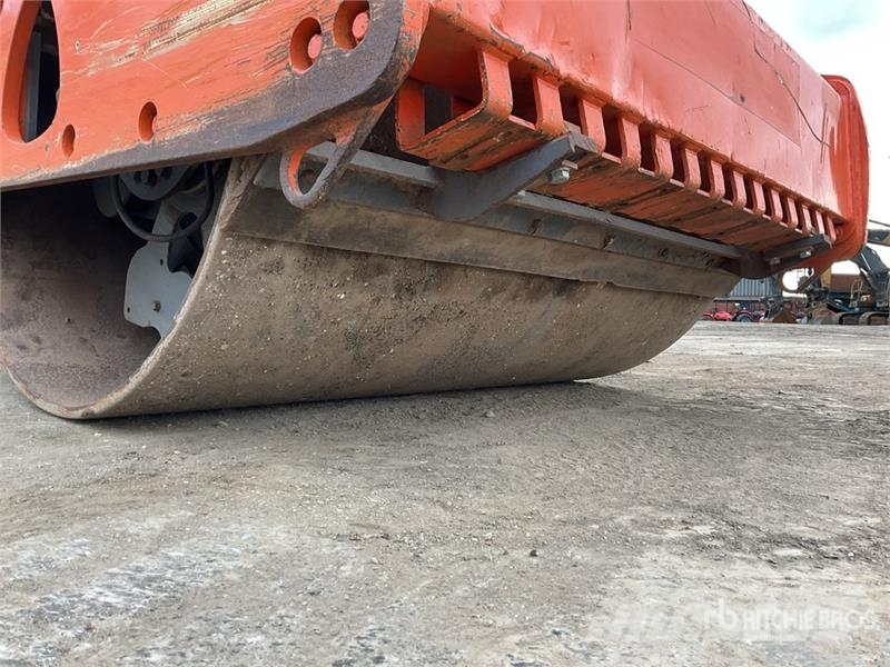 Hamm HD3307S Smooth Drum Compactor Walzenzüge