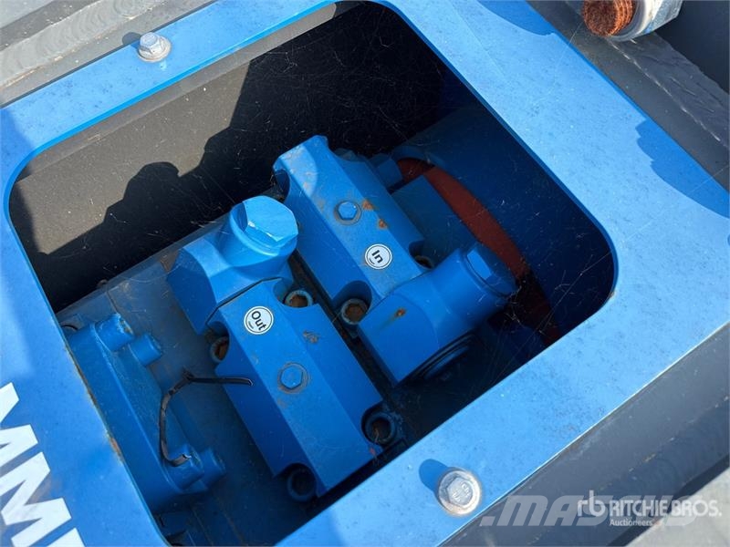 Hammer HS10000 Hydraulic Breaker مطارق / كسارات