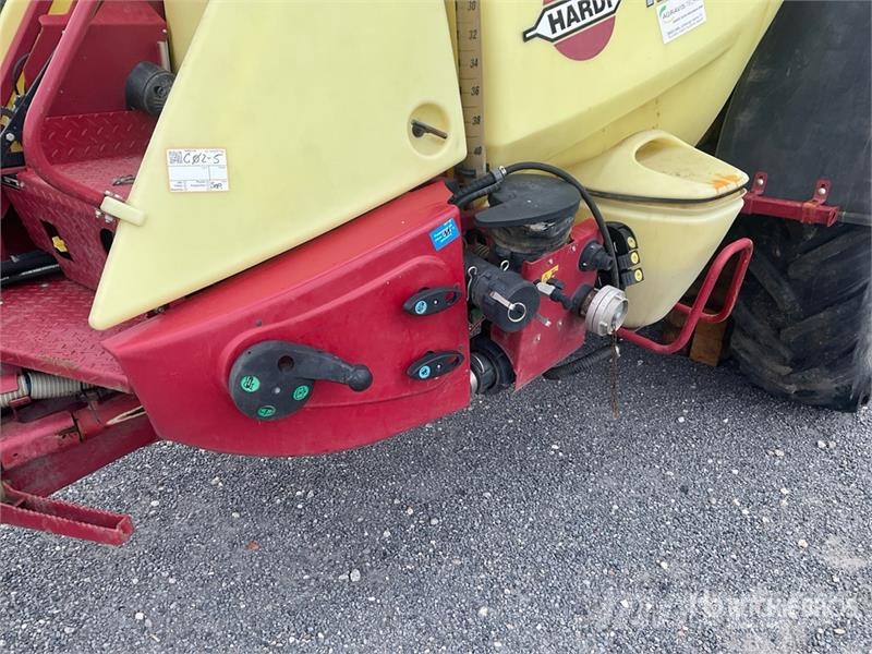 Hardi Navigator 4000 S/A Pull-Type Sprayer Dragna sprutor