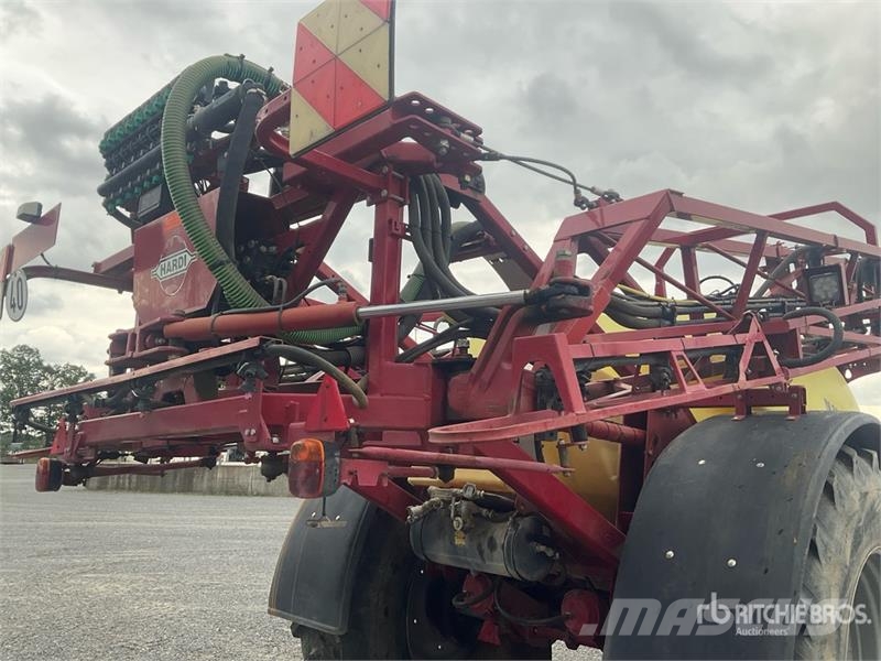 Hardi Navigator 4000 S/A Pull-Type Sprayer Dragna sprutor
