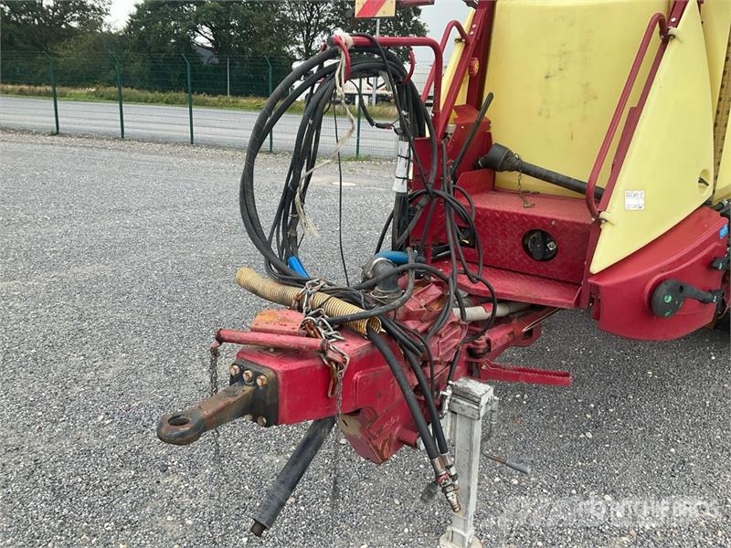 Hardi Navigator 4000 S/A Pull-Type Sprayer Dragna sprutor