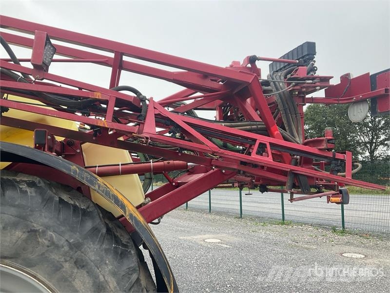 Hardi Navigator 4000 S/A Pull-Type Sprayer Dragna sprutor