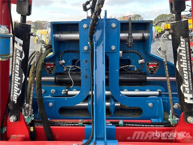 Hatzenbichler Maishackmaschine Heckanbau 6 m 3-Point Cultivator Kultivatorer