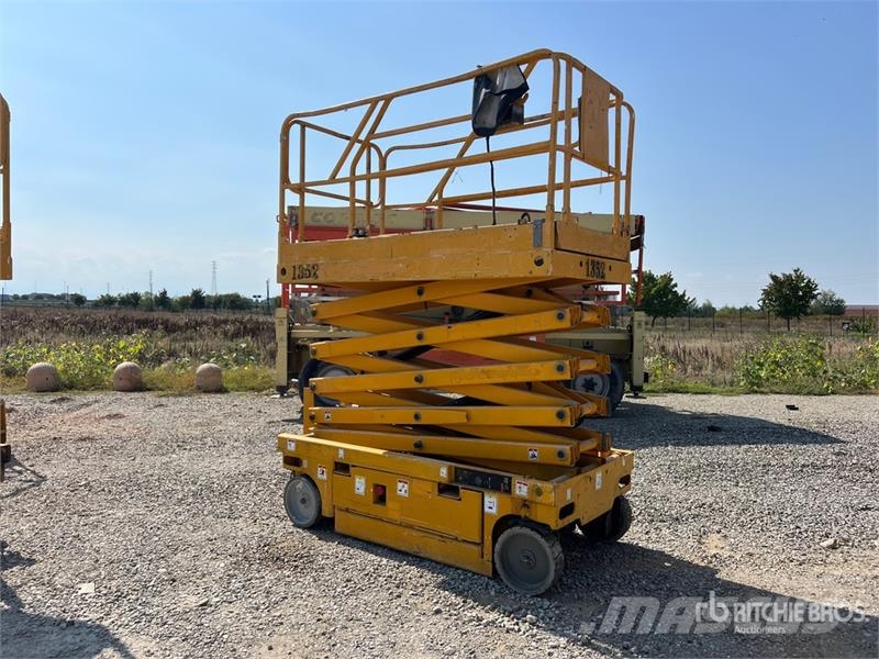 Haulotte Comact 12 Electric Scissor Lift Saxliftar