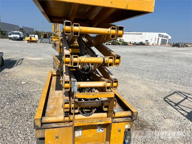 Haulotte Comact 12 Electric Scissor Lift Saxliftar