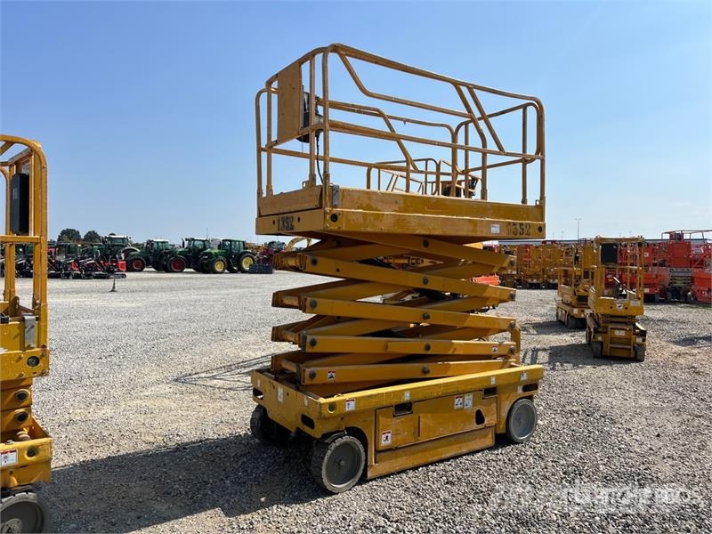 Haulotte Comact 12 Electric Scissor Lift Saxliftar