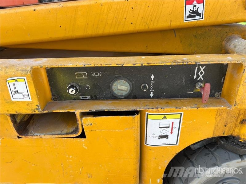 Haulotte Comact 12 Electric Scissor Lift Saxliftar