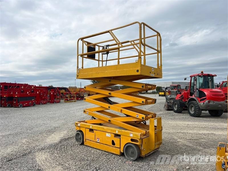 Haulotte Compact 10 Electric Scissor Lift Škarjaste dvižne ploščadi