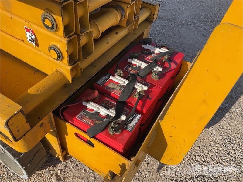 Haulotte Compact 10 Electric Electric Scissor Lift Nůžková zvedací plošina