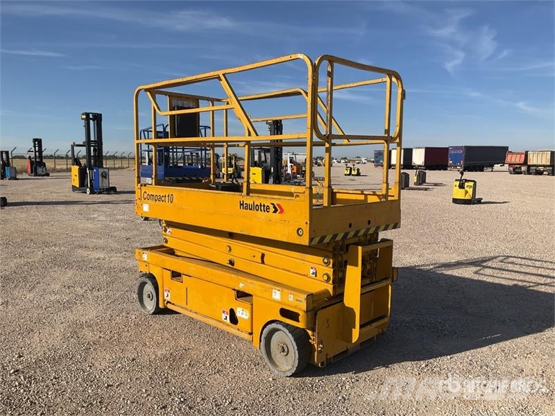 Haulotte Compact 10 Electric Electric Scissor Lift Nůžková zvedací plošina