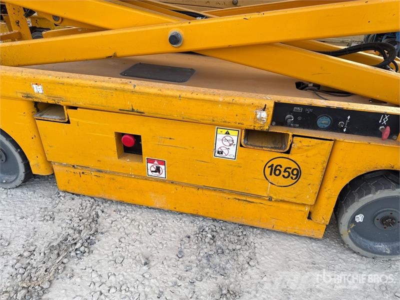 Haulotte Compact 10 Electric Electric Scissor Lift Nacelle ciseaux