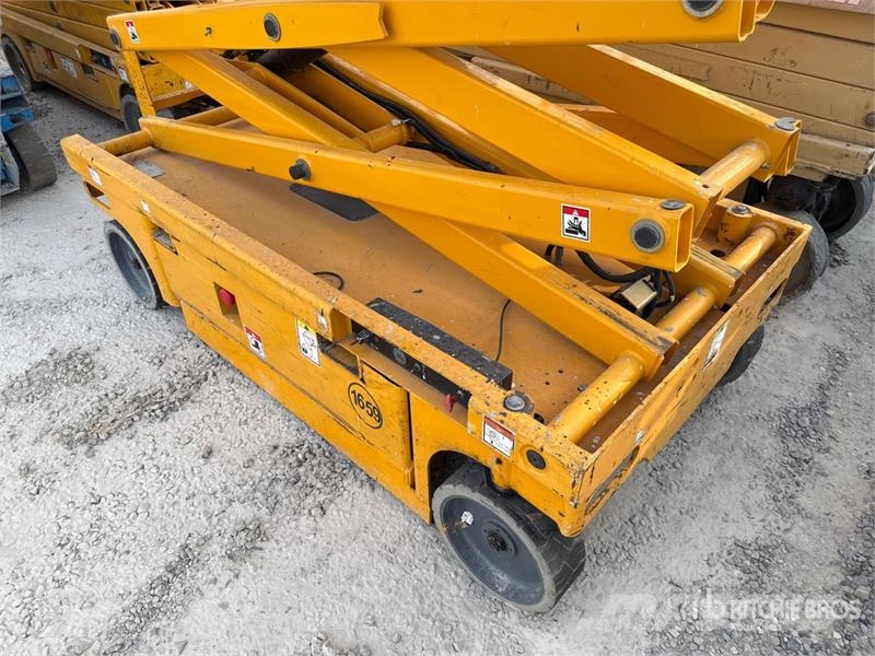 Haulotte Compact 10 Electric Electric Scissor Lift Nacelle ciseaux