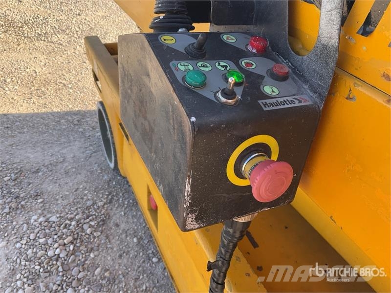 Haulotte Compact 10 Electric Electric Scissor Lift Nůžková zvedací plošina