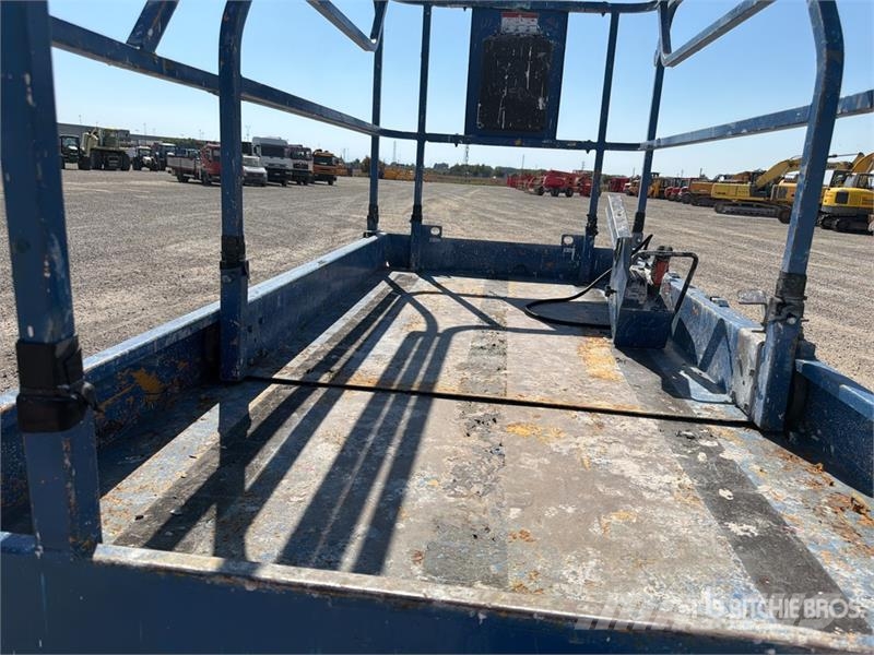 Haulotte Compact 10 Electric Scissor Lift Schaarhoogwerkers