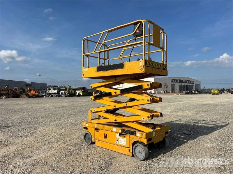 Haulotte Compact 10 Electric Scissor Lift Makasli platformlar