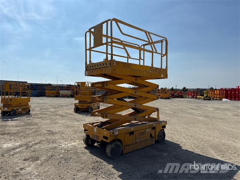 Haulotte Compact 10 Electric Scissor Lift Scheren-Arbeitsbühnen