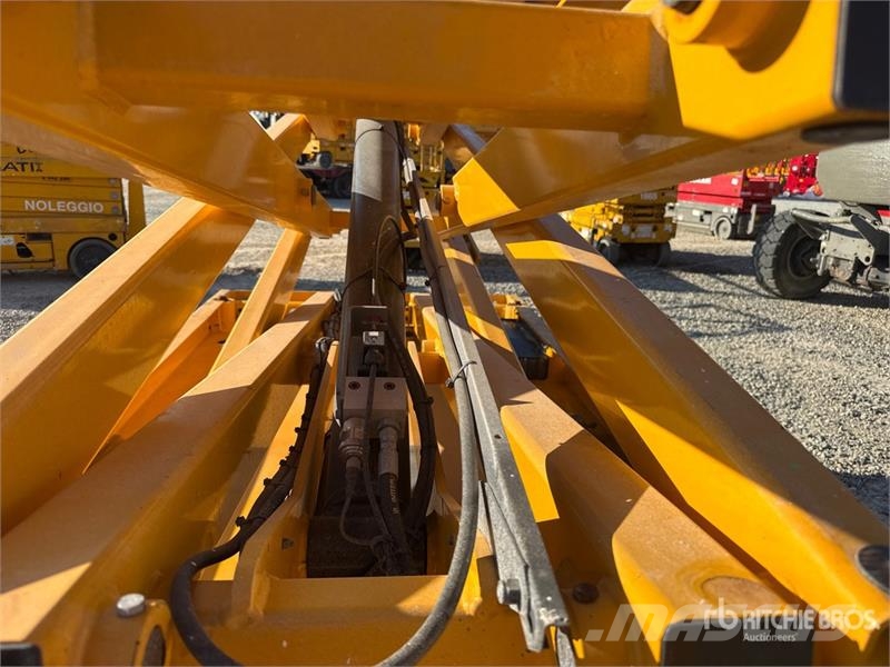 Haulotte Compact 10 Electric Scissor Lift Scissor lifts