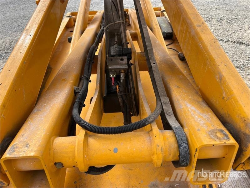 Haulotte Compact 10 Electric Scissor Lift Škarjaste dvižne ploščadi