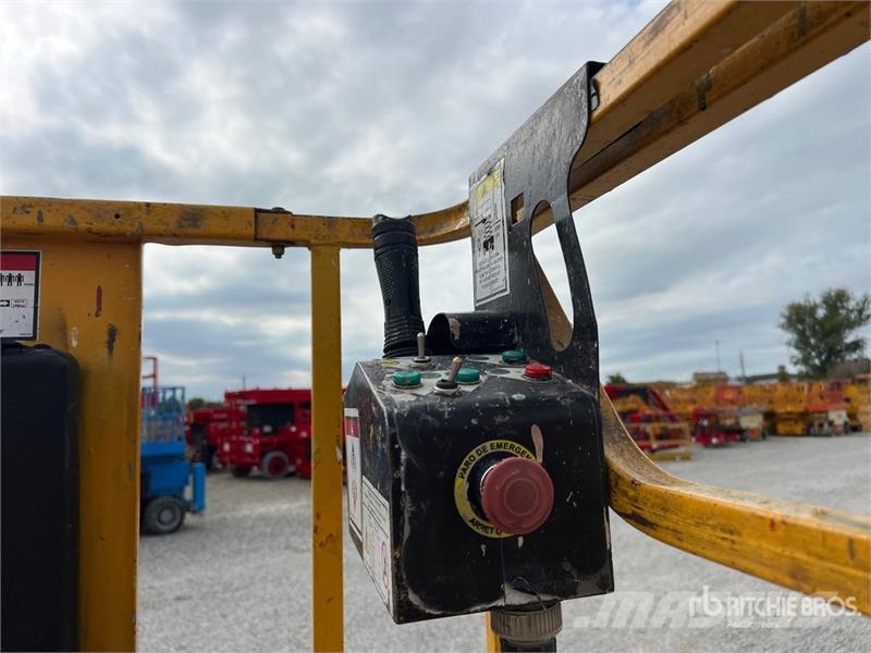 Haulotte Compact 10 Electric Scissor Lift Škarjaste dvižne ploščadi
