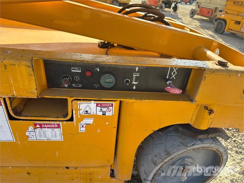 Haulotte Compact 10 Electric Scissor Lift Scissor lifts