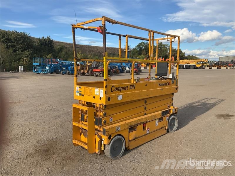 Haulotte Compact 10 Electric Scissor Lift Scissor lifts