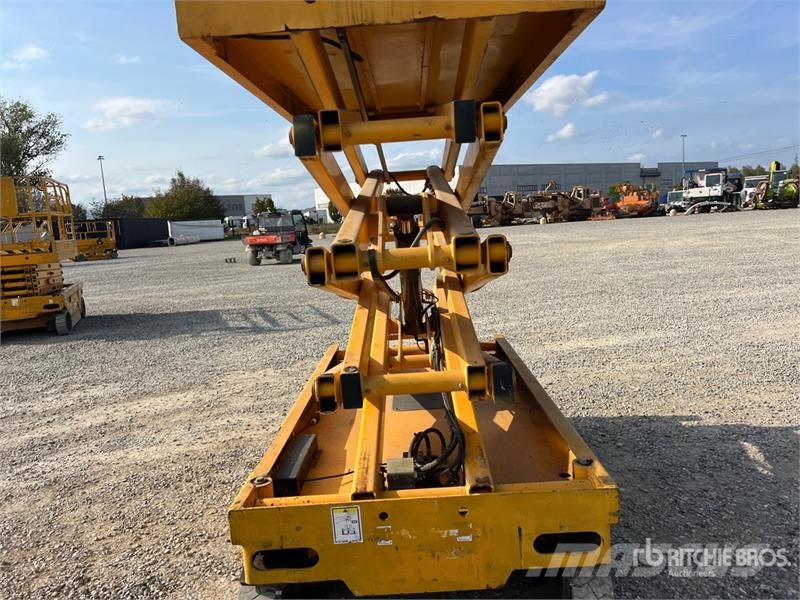 Haulotte Compact 10 Electric Scissor Lift Makasli platformlar