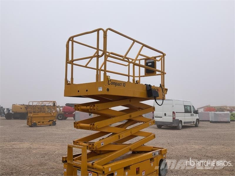 Haulotte Compact 10 Electric Scissor Lift Ollós emelők